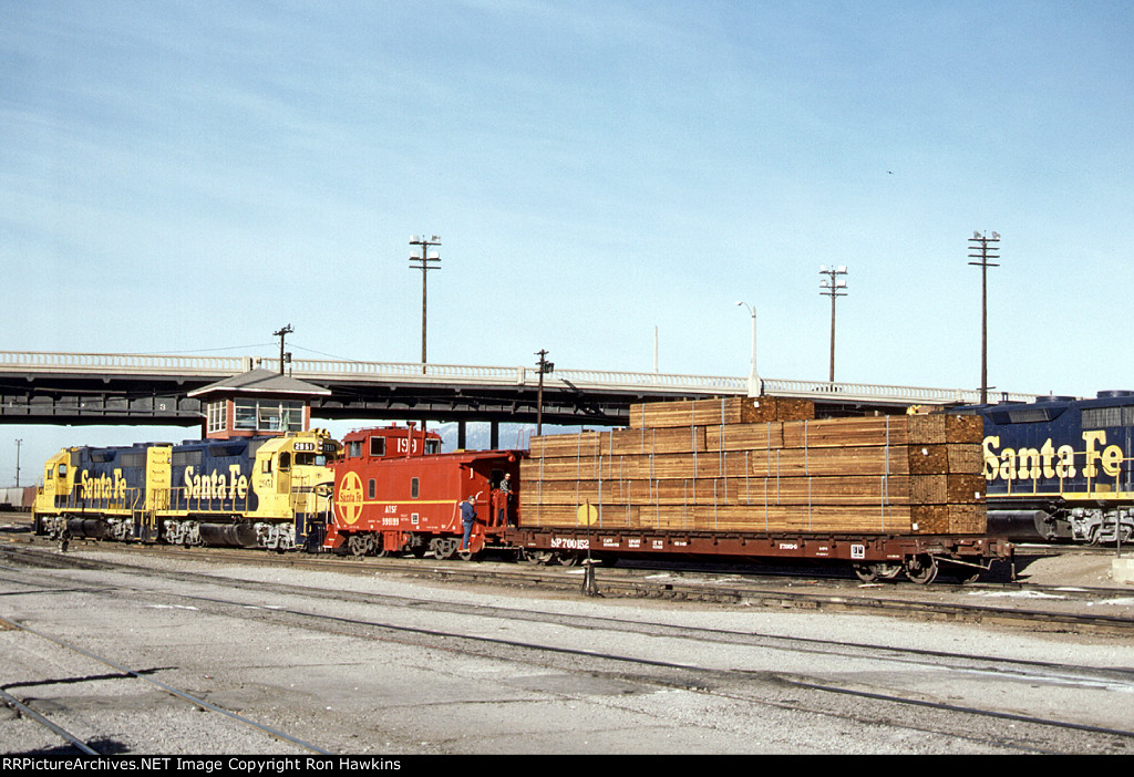 ATSF 2951 (REPOST)